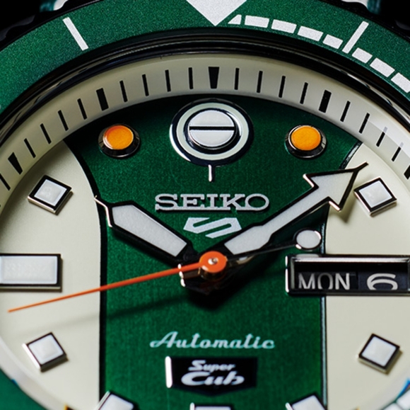 Seiko 5 Sports X Honda Super Cub Automatic Limited Edition - Picture 5 of 14